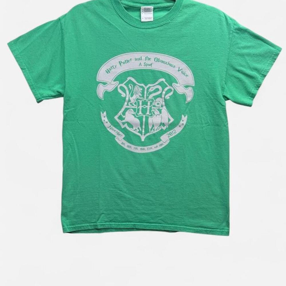 Custom-made green tee from a 2012 “Harry Potter and the Obnoxious Sz M in Green